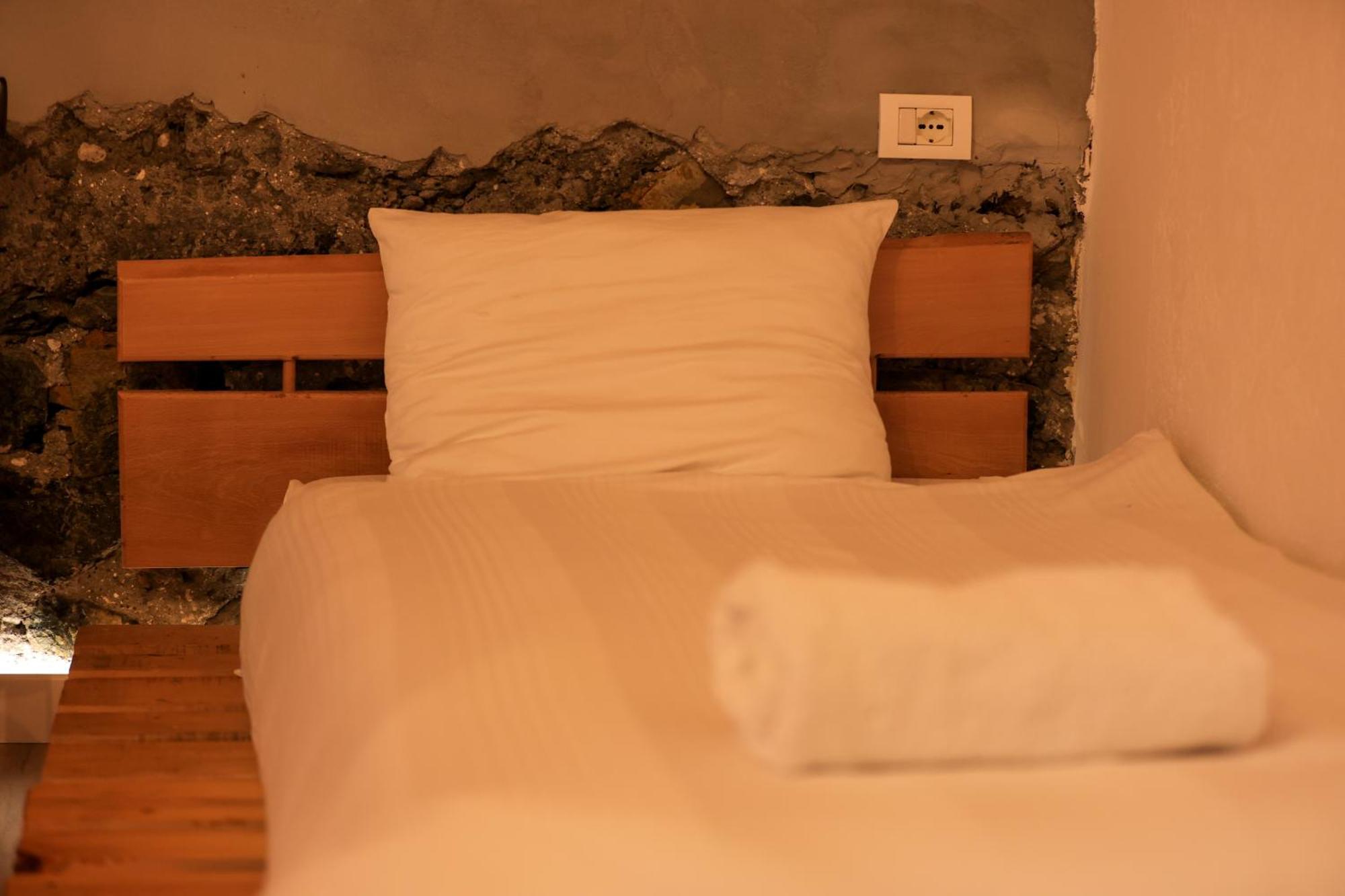 N'Konak Guesthouse Puke Eksteriør bilde